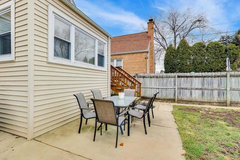 Tiny photo for 6674 W Hayes Avenue, Chicago, IL 60631 (MLS # 12594508)