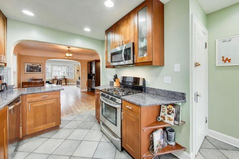 Tiny photo for 6674 W Hayes Avenue, Chicago, IL 60631 (MLS # 12594508)