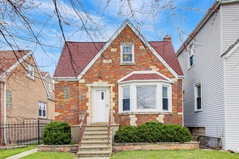 6674 W Hayes Avenue Chicago IL 60631