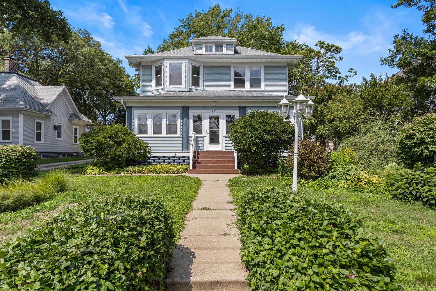 203 S Division Street
