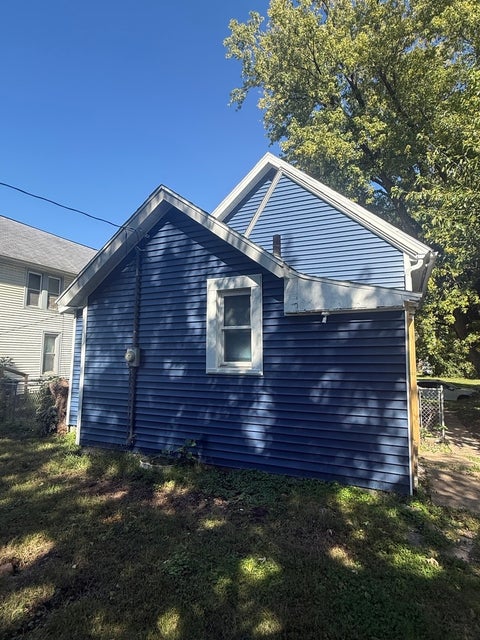 Tiny photo for 2518 5th Avenue, Moline, IL 61265 (MLS # 12655299)