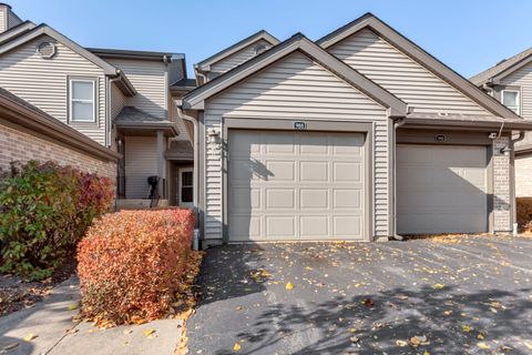 Photo of 988 Butter Creek Court #4ND, Hoffman Estates, IL 60169 (MLS # 12589267)
