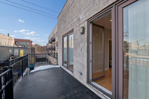 Tiny photo for 1614 W Augusta Boulevard #3, Chicago, IL 60622 (MLS # 12541363)