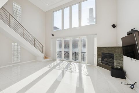 Tiny photo for 1614 W Augusta Boulevard #3, Chicago, IL 60622 (MLS # 12541363)