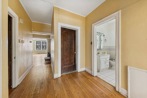 Tiny photo for 6851 S Paxton Avenue #1N, Chicago, IL 60649 (MLS # 12524615)