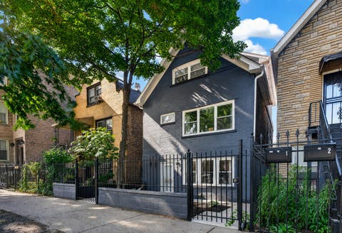 Photo of 2534 W Haddon Avenue, Chicago, IL 60622 (MLS # 12736100)