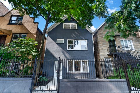 Tiny photo for 2534 W Haddon Avenue, Chicago, IL 60622 (MLS # 12736100)