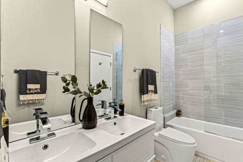 Tiny photo for 2534 W Haddon Avenue, Chicago, IL 60622 (MLS # 12736100)