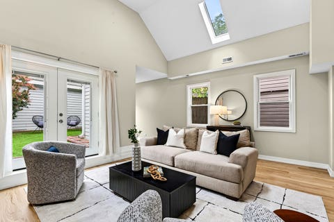Tiny photo for 2534 W Haddon Avenue, Chicago, IL 60622 (MLS # 12736100)