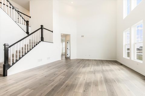 Tiny photo for 641 Henry Lane, Oswego, IL 60543 (MLS # 12564508)