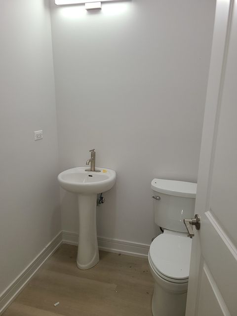 Tiny photo for 214 unit A N Walnut Street, Bensenville, IL 60106 (MLS # 11841878)