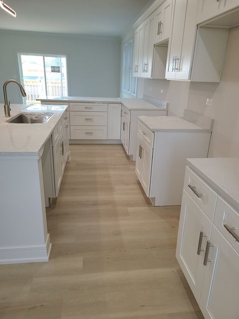 Tiny photo for 214 unit A N Walnut Street, Bensenville, IL 60106 (MLS # 11841878)