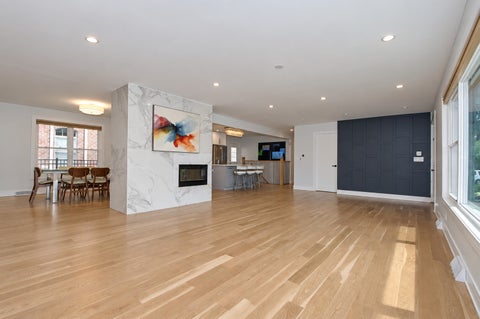 Tiny photo for 4754 W NORTH SHORE Avenue, Lincolnwood, IL 60712 (MLS # 12754418)