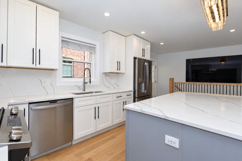 Tiny photo for 4754 W NORTH SHORE Avenue, Lincolnwood, IL 60712 (MLS # 12754418)