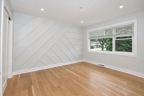 Tiny photo for 4754 W NORTH SHORE Avenue, Lincolnwood, IL 60712 (MLS # 12754418)