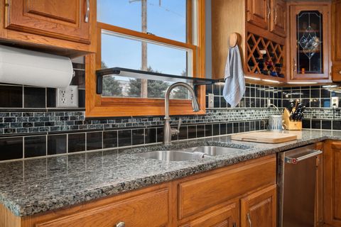 Tiny photo for 1122 Yorkshire Drive S, Sycamore, IL 60178 (MLS # 12552113)