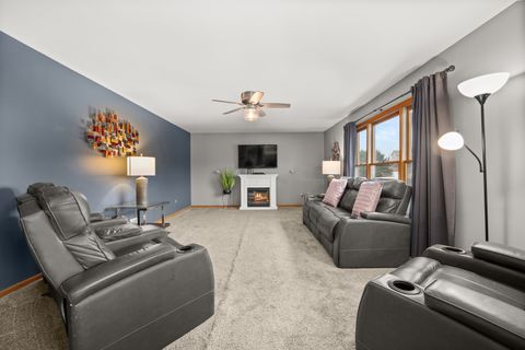 Tiny photo for 1122 Yorkshire Drive S, Sycamore, IL 60178 (MLS # 12552113)