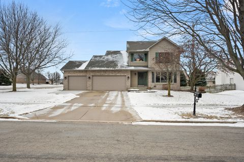 Tiny photo for 1122 Yorkshire Drive S, Sycamore, IL 60178 (MLS # 12552113)