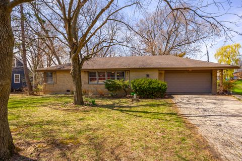 70 Ela Road Inverness IL 60067