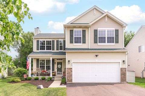 86 E Hummingbird Avenue Cortland IL 60112