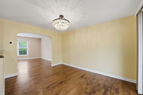 Tiny photo for 4065 Winston Drive, Hoffman Estates, IL 60192 (MLS # 12635271)