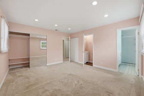 Tiny photo for 4065 Winston Drive, Hoffman Estates, IL 60192 (MLS # 12635271)
