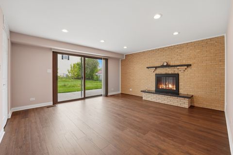 Tiny photo for 4065 Winston Drive, Hoffman Estates, IL 60192 (MLS # 12635271)