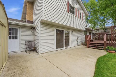 Tiny photo for 4065 Winston Drive, Hoffman Estates, IL 60192 (MLS # 12635271)