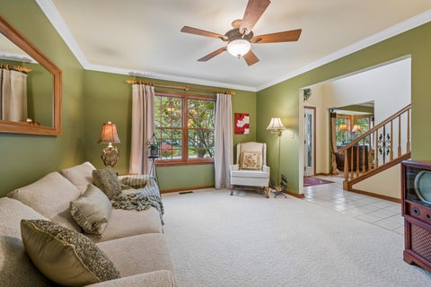 Tiny photo for 1244 Yorkshire Lane, Barrington, IL 60010 (MLS # 12782741)
