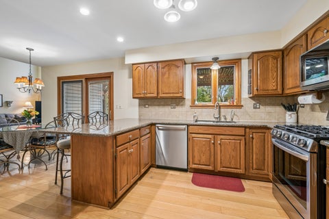 Tiny photo for 1244 Yorkshire Lane, Barrington, IL 60010 (MLS # 12782741)