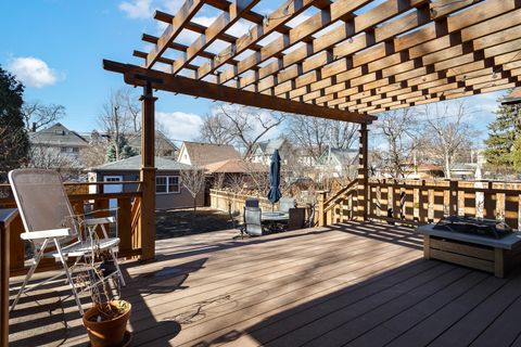 Tiny photo for 205 S Cuyler Avenue, Oak Park, IL 60302 (MLS # 12533266)