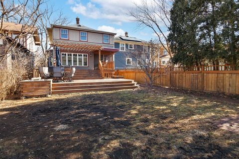 Tiny photo for 205 S Cuyler Avenue, Oak Park, IL 60302 (MLS # 12533266)