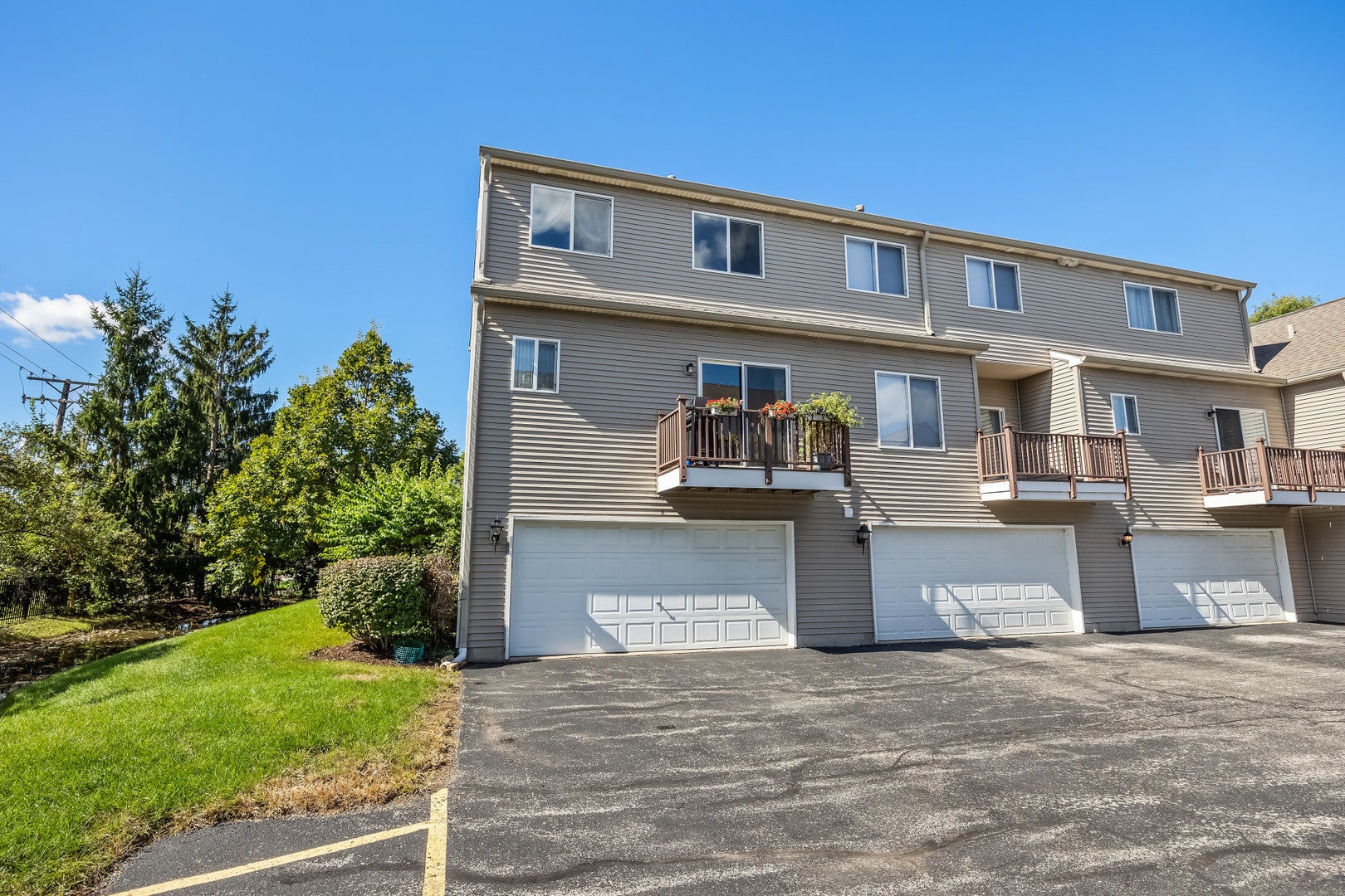 103 Enclave Circle D