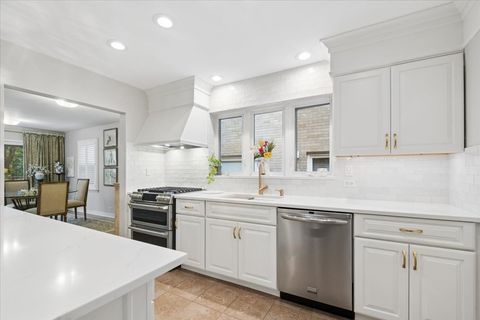 Tiny photo for 1434 William Street, River Forest, IL 60305 (MLS # 12629766)