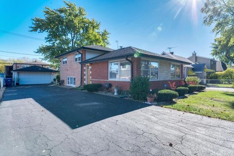 9323 S 80th Court Hickory Hills IL 60457