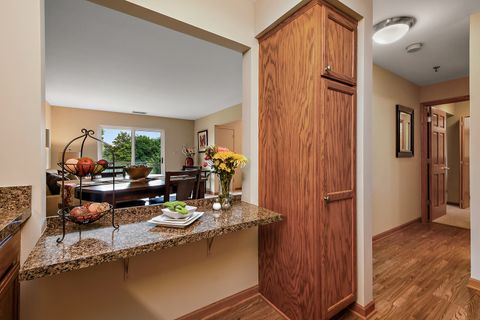 Tiny photo for 10300 Village Circle Drive #1109, Palos Park, IL 60464 (MLS # 12342885)