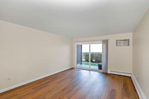 Tiny photo for 1085 Higgins Quarters Drive #104, Hoffman Estates, IL 60194 (MLS # 12485785)