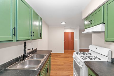 Tiny photo for 1085 Higgins Quarters Drive #104, Hoffman Estates, IL 60194 (MLS # 12485785)