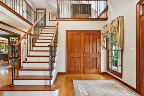 Tiny photo for 1987 Selkirk Court, Inverness, IL 60010 (MLS # 12494179)