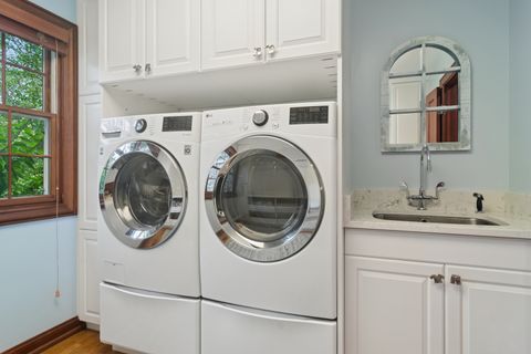 Tiny photo for 1987 Selkirk Court, Inverness, IL 60010 (MLS # 12494179)