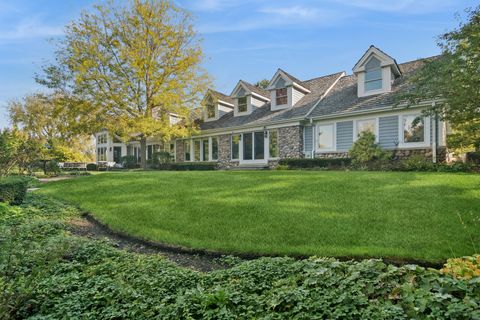 Tiny photo for 1987 Selkirk Court, Inverness, IL 60010 (MLS # 12494179)