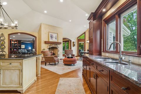 Tiny photo for 1987 Selkirk Court, Inverness, IL 60010 (MLS # 12494179)