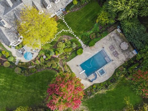 Tiny photo for 1987 Selkirk Court, Inverness, IL 60010 (MLS # 12494179)