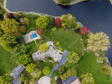 Tiny photo for 1987 Selkirk Court, Inverness, IL 60010 (MLS # 12494179)