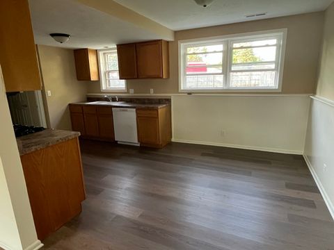 Tiny photo for 2020 Exeter Avenue, Loves Park, IL 61111 (MLS # 12473031)