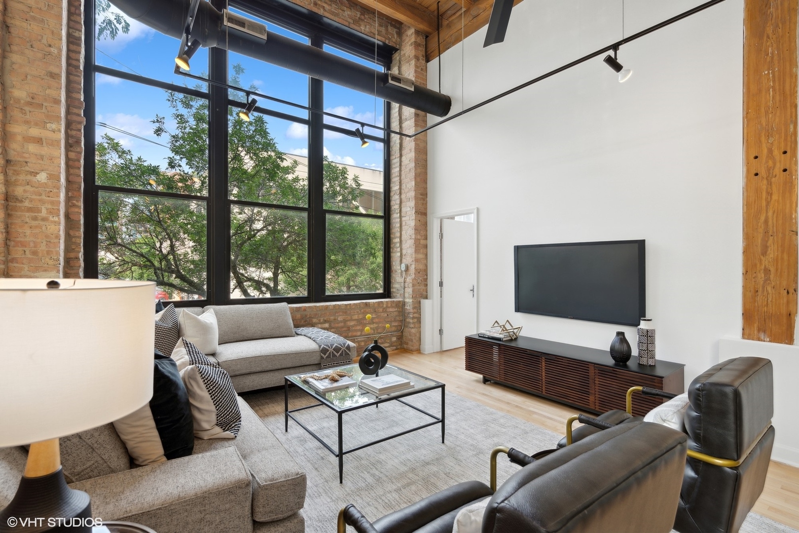 11 N Green Street 2D