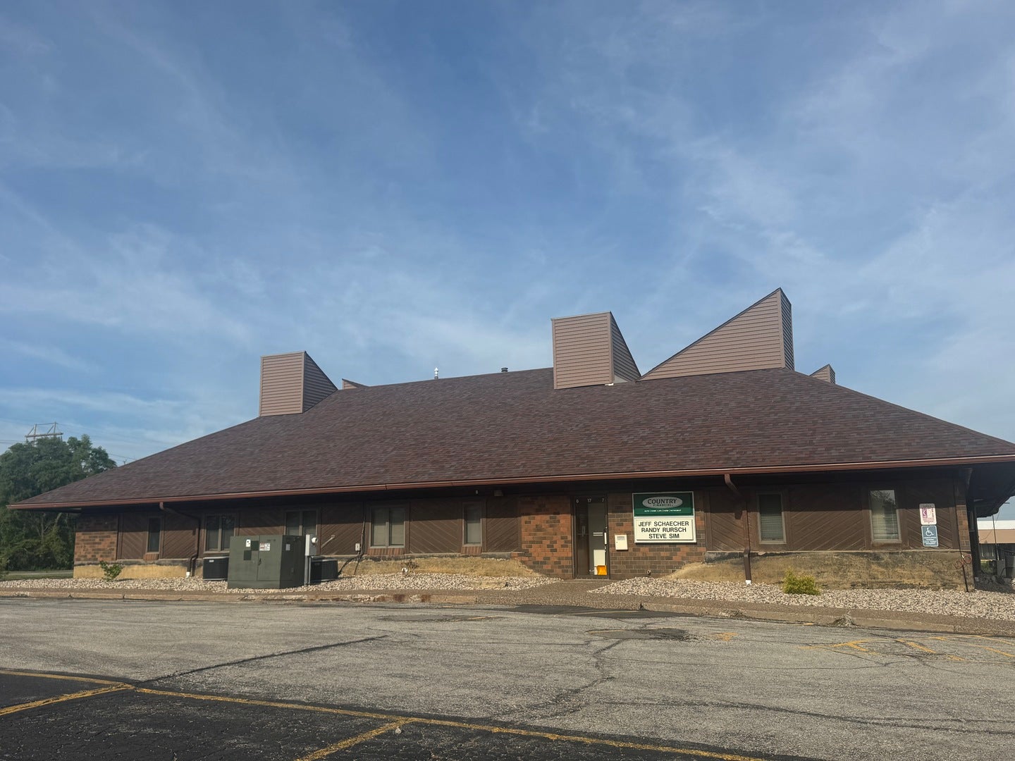 1601 52nd Avenue 2ndFloor