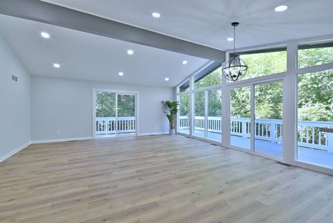 Tiny photo for 1605 Middletree Road, Joliet, IL 60433 (MLS # 12485961)