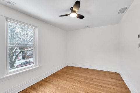 Tiny photo for 511 Highland Avenue, Oak Park, IL 60304 (MLS # 12493230)