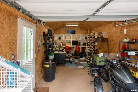 Tiny photo for 2017 W NORWOOD Drive, Carbondale, IL 62901 (MLS # EB459736)